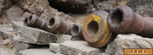Ancient iron cannon used to defend Lohagad Fort | RanjanPal.com
